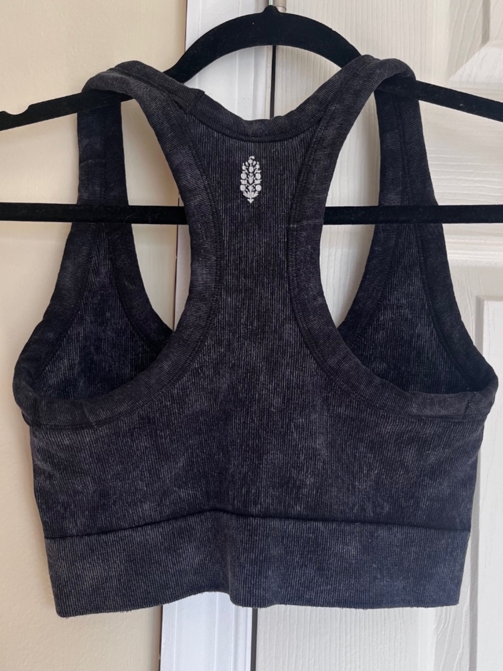 FP Movement Free People Go To Sports Bra Racerback M/L in Washed Black - Picture 2 of 3